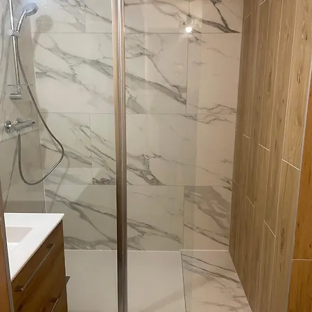 Apartment Le Pierre 2 Ch 2 Sdb 1 Parking Strasbourg