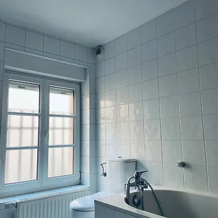 Le Pierre 2 Ch 2 Sdb 1 Parking Estrasburgo